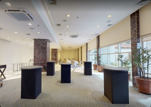 T-Lounge